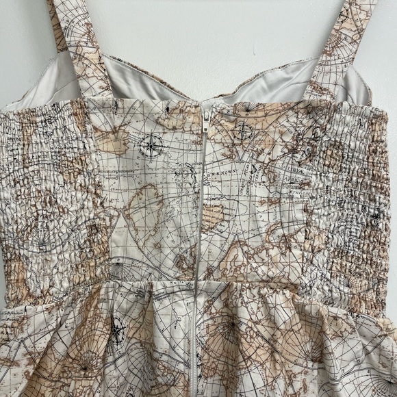 Hot topic White and cream map dress with black trim, featuring pockets  #mapdres - Picture 5 of 6